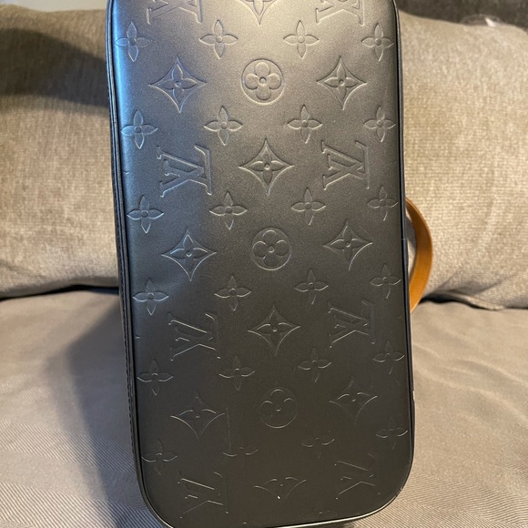 Louis Vuitton Mat Stockton Monogram Vernis - Picture 11 of 16